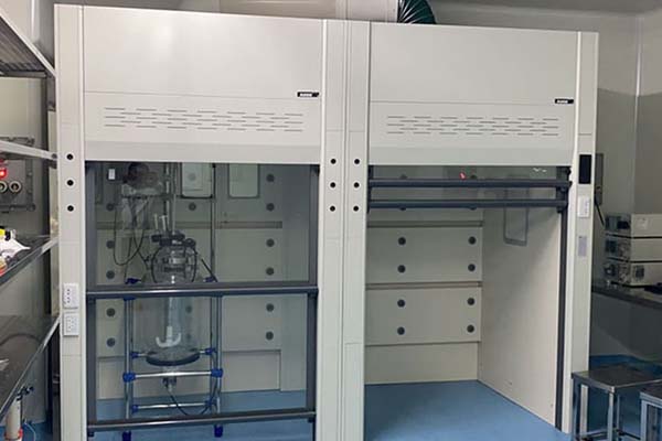 落地通風(fēng)柜多少錢一臺安裝?